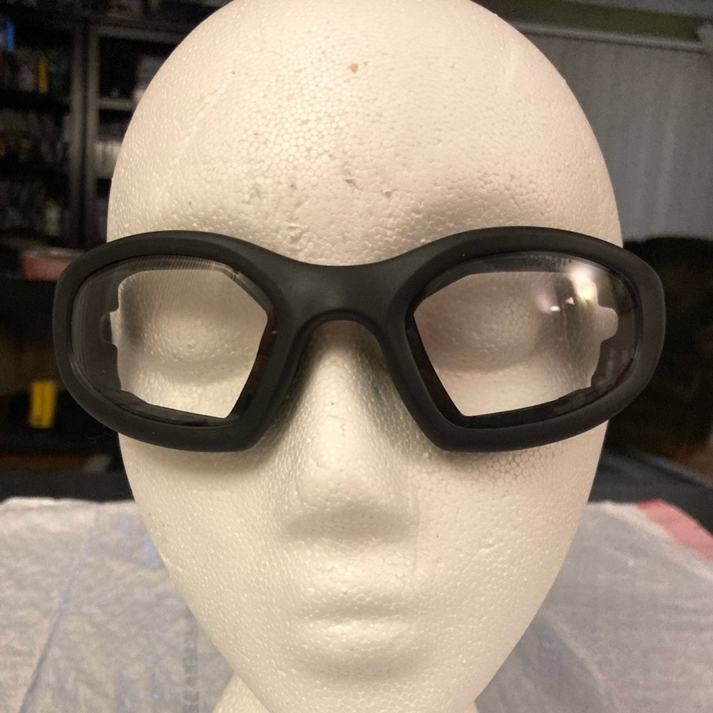 PELTOR Impact/Dust Resistant Goggle: Black, Wraparound Goggles, Polycarbonate - Picture 13 of 16